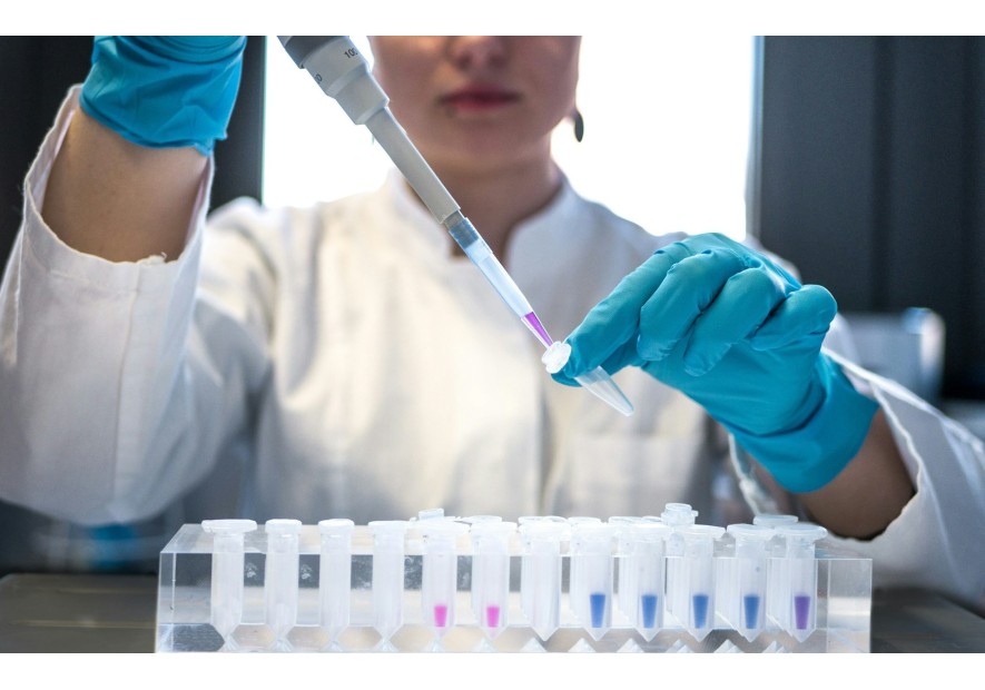 Check My Med : Quand la science participative lutte contre les faux médicaments